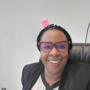 Meet your Posher, Vinara